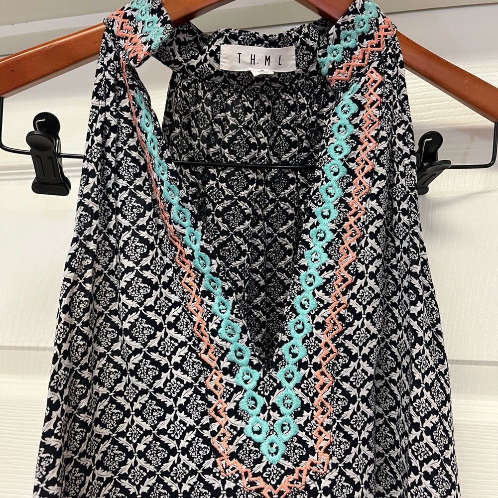THML black Print Sleeveless Swing Embroidered Dress sz S EUC